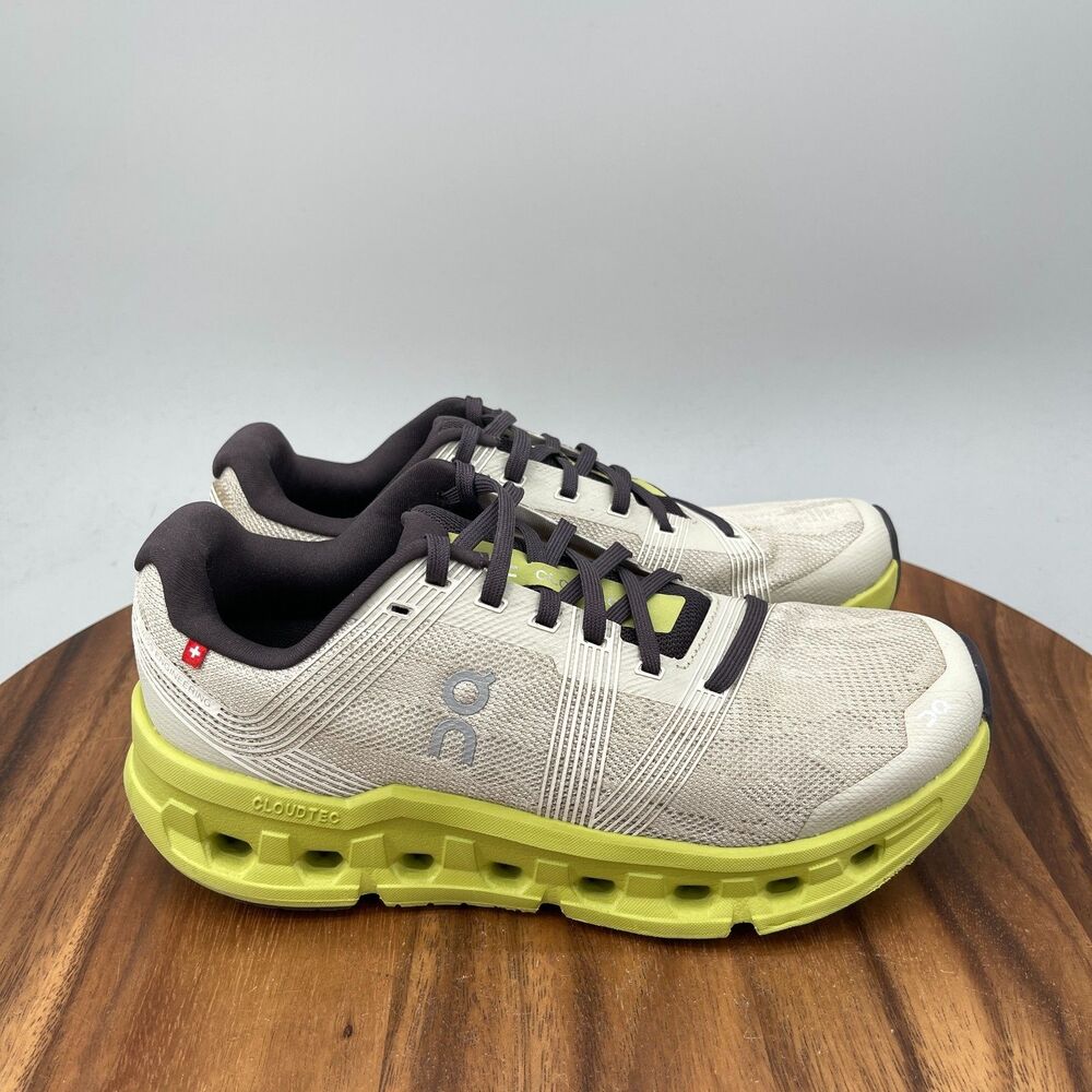 ON Cloudgo Shoes Womens Size 7.5 Beige Running Comfort Walking Gym Sneakers